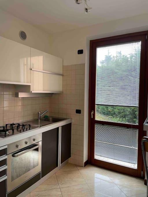 The Apartment Negrar Luaran gambar